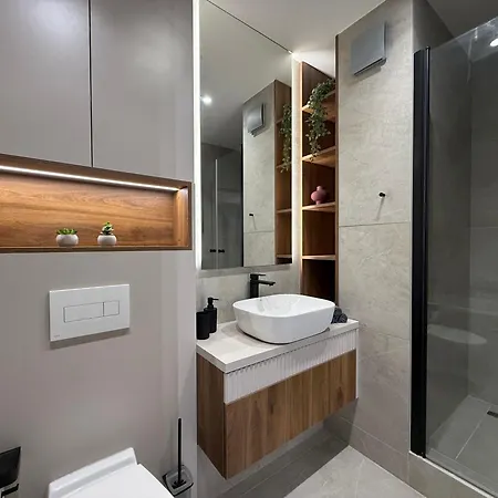 Luxury * Nová Dubnica